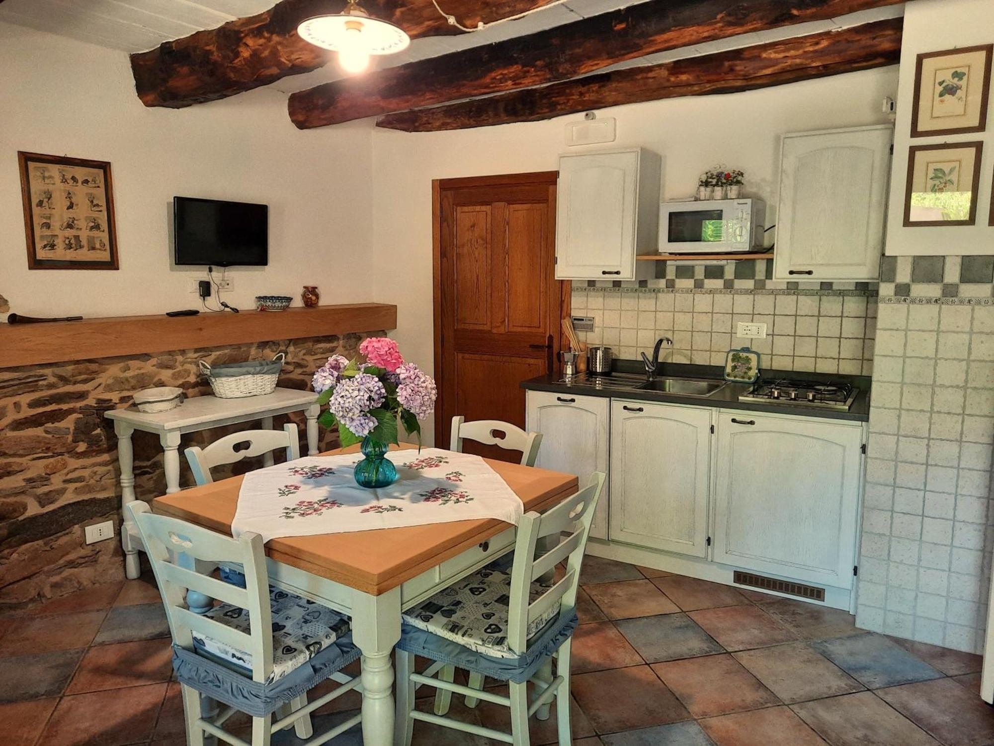 La Baita Nel Bosco Brossasco Habitación foto